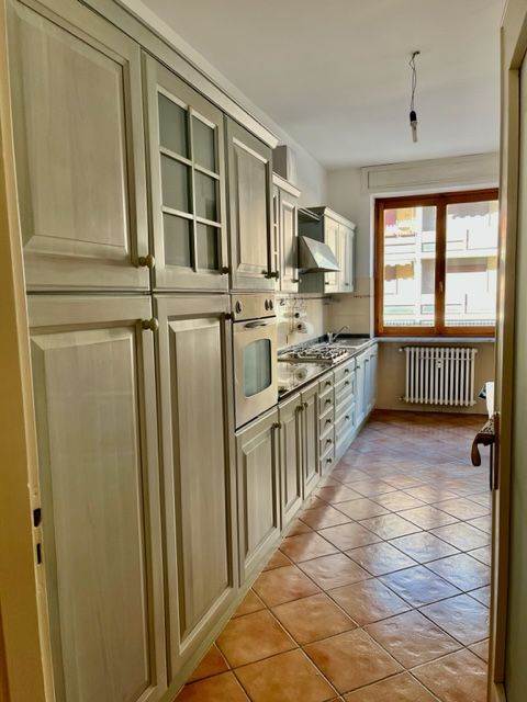 appartamento in vendita a Biella in zona Centro Città