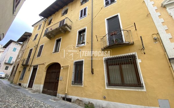 appartamento in vendita a Biella in zona Centro Città