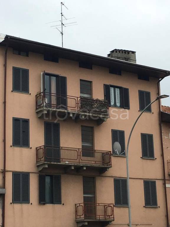 appartamento in vendita a Biella in zona Centro Città