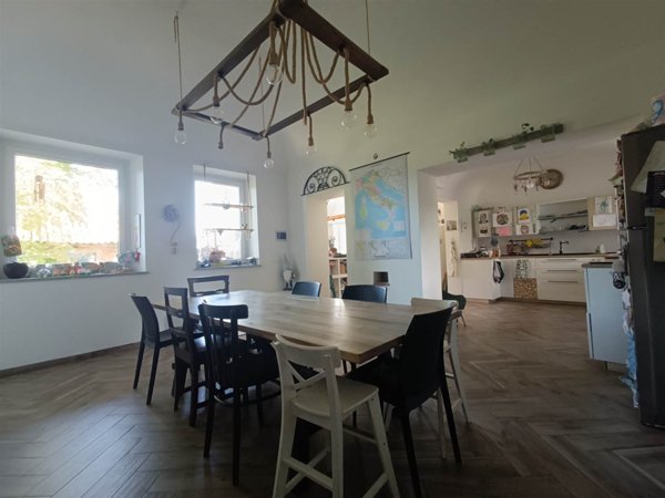 casa indipendente in vendita a Biella in zona Vandorno