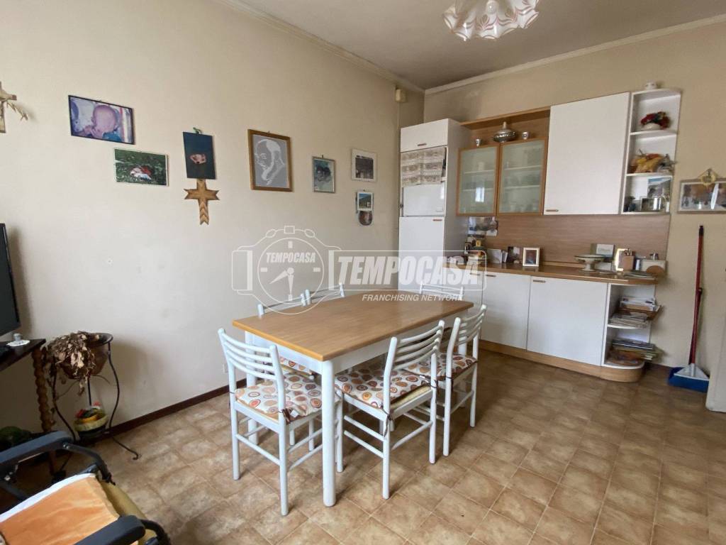 appartamento in vendita a Biella in zona Centro Città