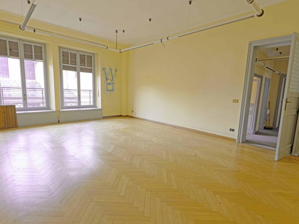 appartamento in vendita a Biella in zona Centro Città