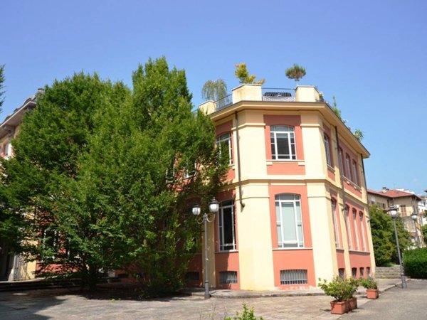 appartamento in vendita a Biella in zona Centro Città
