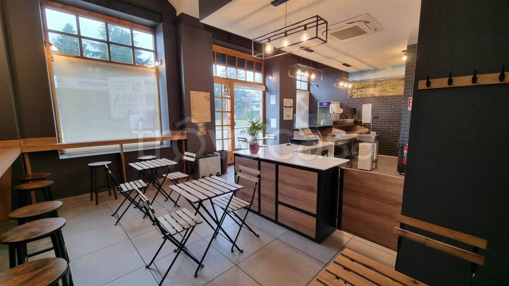 negozio in vendita a Biella in zona Via Torino