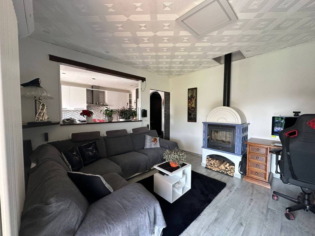 appartamento in vendita a Biella in zona Chiavazza