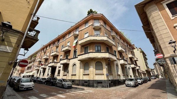 appartamento in vendita a Biella in zona Centro Città