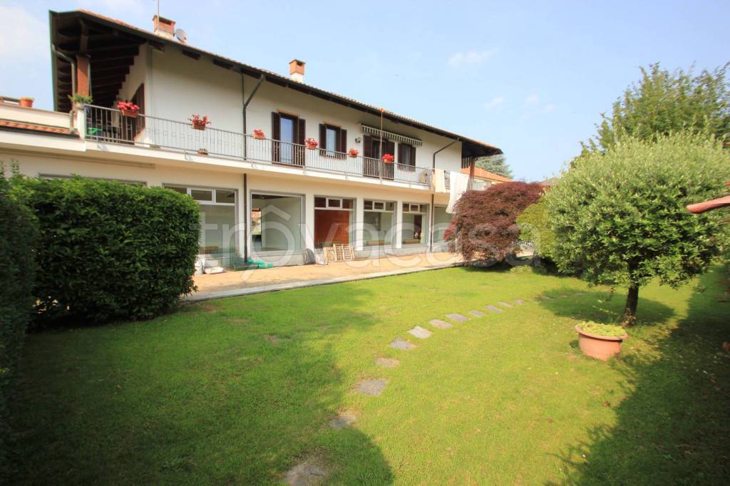 appartamento in vendita a Biella in zona Chiavazza