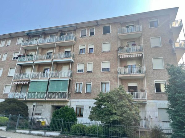 appartamento in vendita a Biella in zona Centro Città