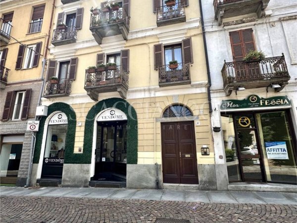 appartamento in vendita a Biella in zona Centro Città