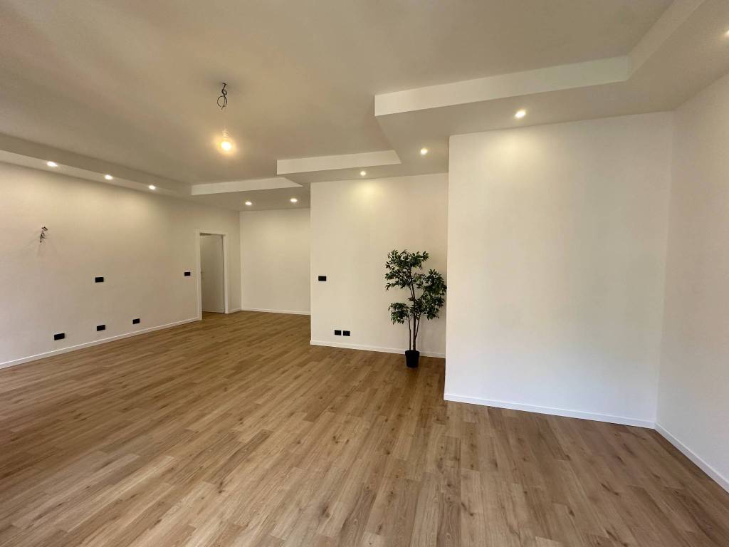appartamento in vendita a Biella in zona Centro Città