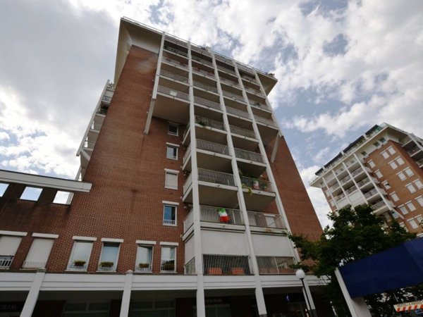 appartamento in vendita a Biella in zona Centro Città