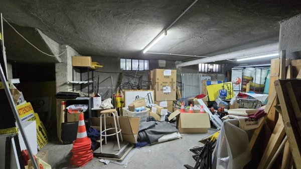 ufficio in vendita a Biella in zona Chiavazza