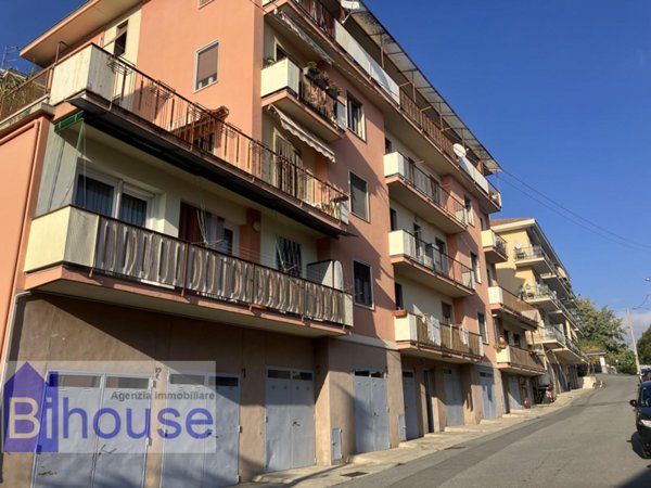 appartamento in vendita a Biella in zona Centro Città