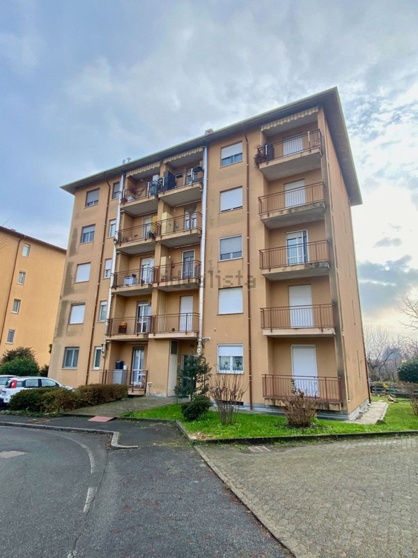 appartamento in vendita a Biella in zona Pavignano