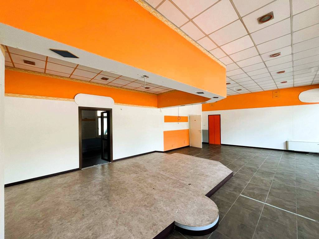 appartamento in vendita a Biella in zona Centro Città