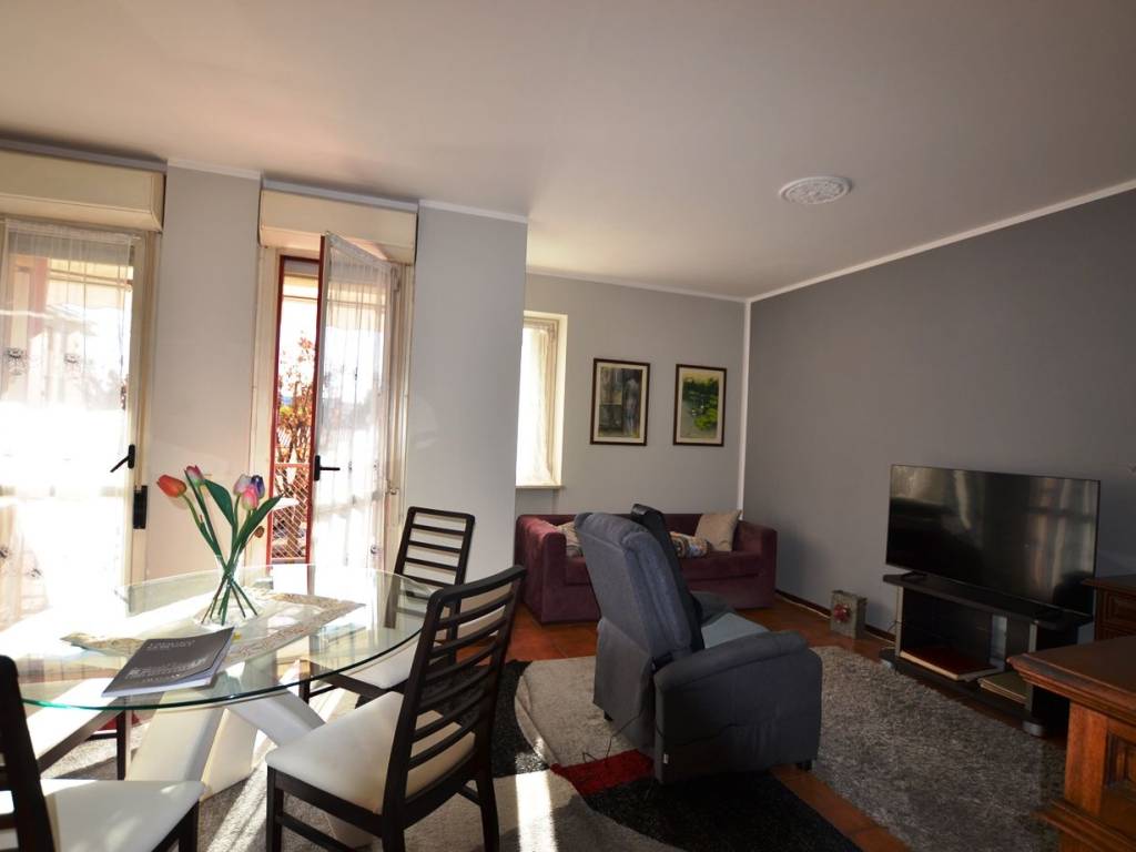 appartamento in vendita a Biella in zona Centro Città