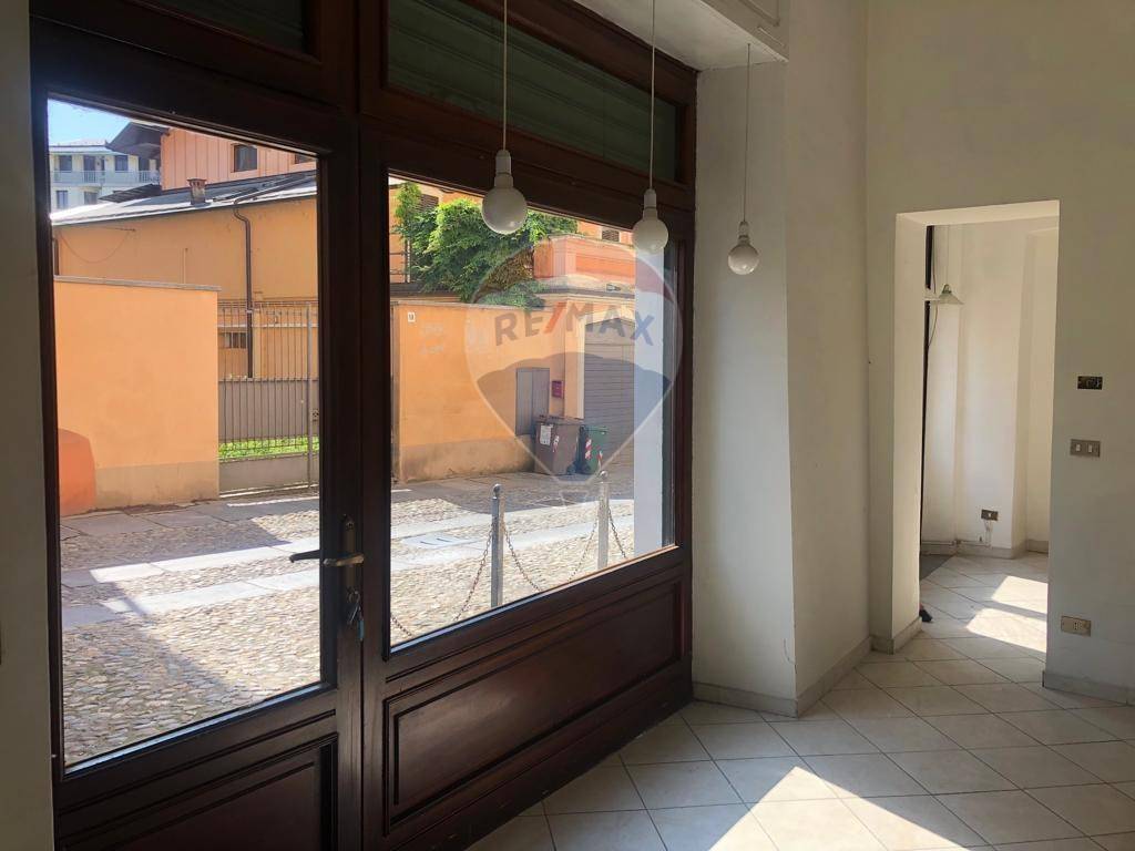 appartamento in vendita a Biella in zona Centro Città