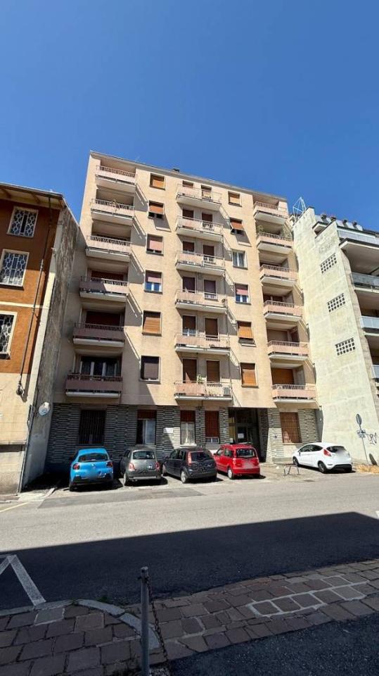 appartamento in vendita a Biella in zona Centro Città