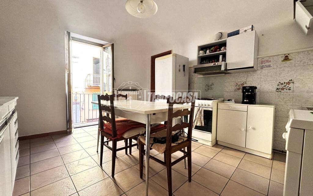 appartamento in vendita a Biella in zona Chiavazza