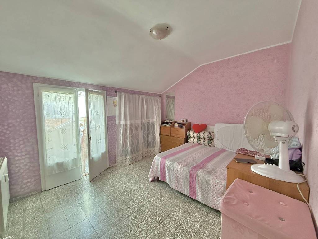 appartamento in vendita a Biella in zona Centro Città