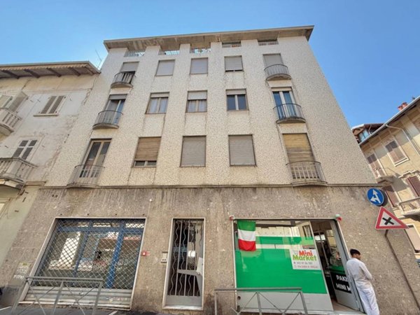 appartamento in vendita a Biella in zona Centro Città