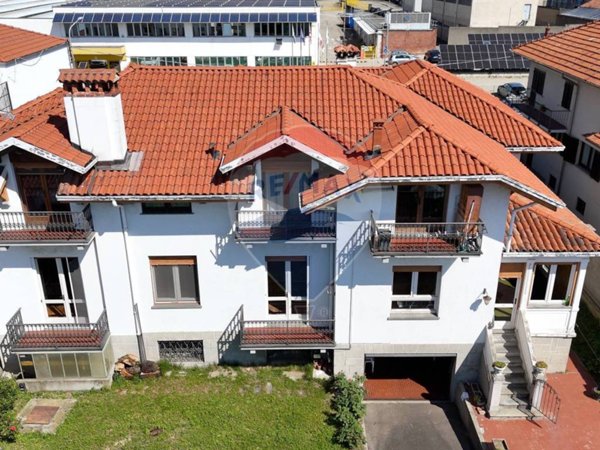 casa indipendente in vendita a Biella in zona San Biagio
