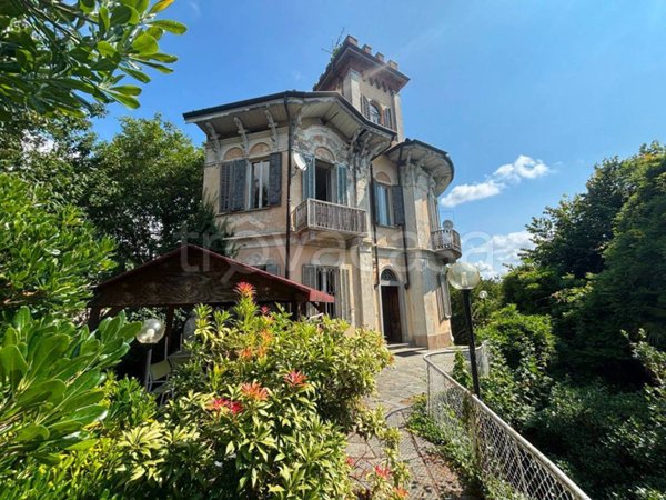 casa indipendente in vendita a Biella in zona Favaro