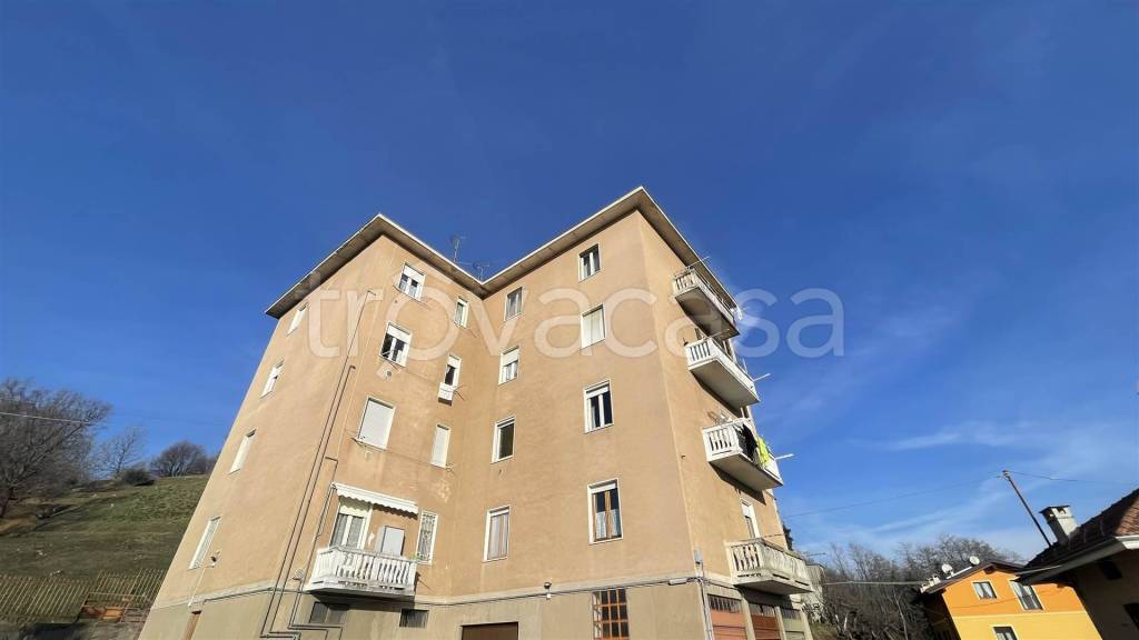 appartamento in vendita a Biella in zona Barazzetto