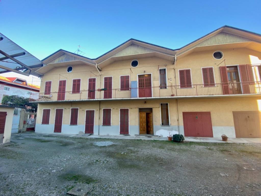 appartamento in vendita a Biella in zona Chiavazza