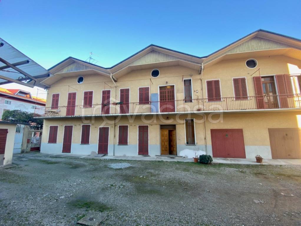 appartamento in vendita a Biella in zona Chiavazza