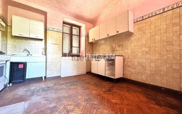appartamento in vendita a Biella in zona Chiavazza