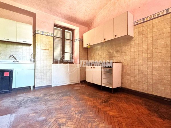appartamento in vendita a Biella in zona Chiavazza