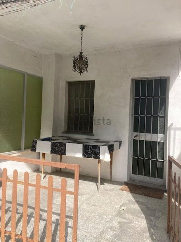 casa indipendente in vendita a Biella in zona Favaro