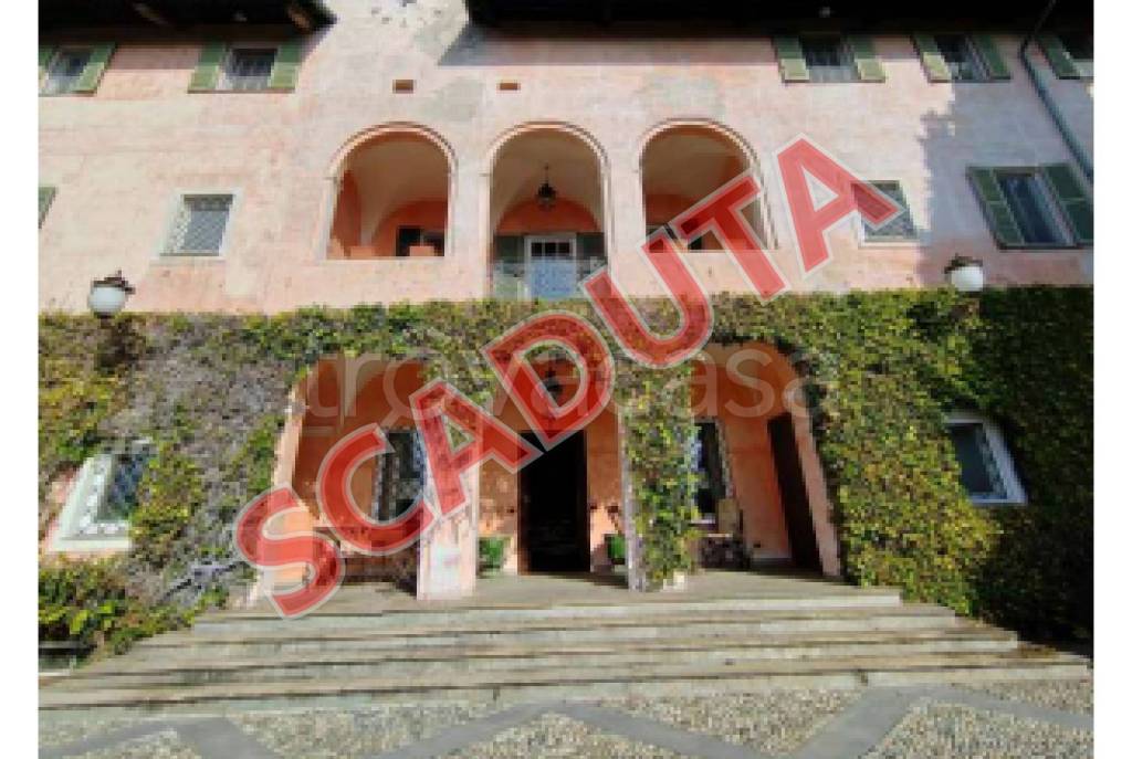 casa indipendente in vendita a Biella in zona Chiavazza