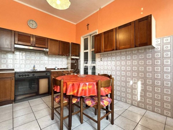 appartamento in vendita a Biella in zona Centro Città