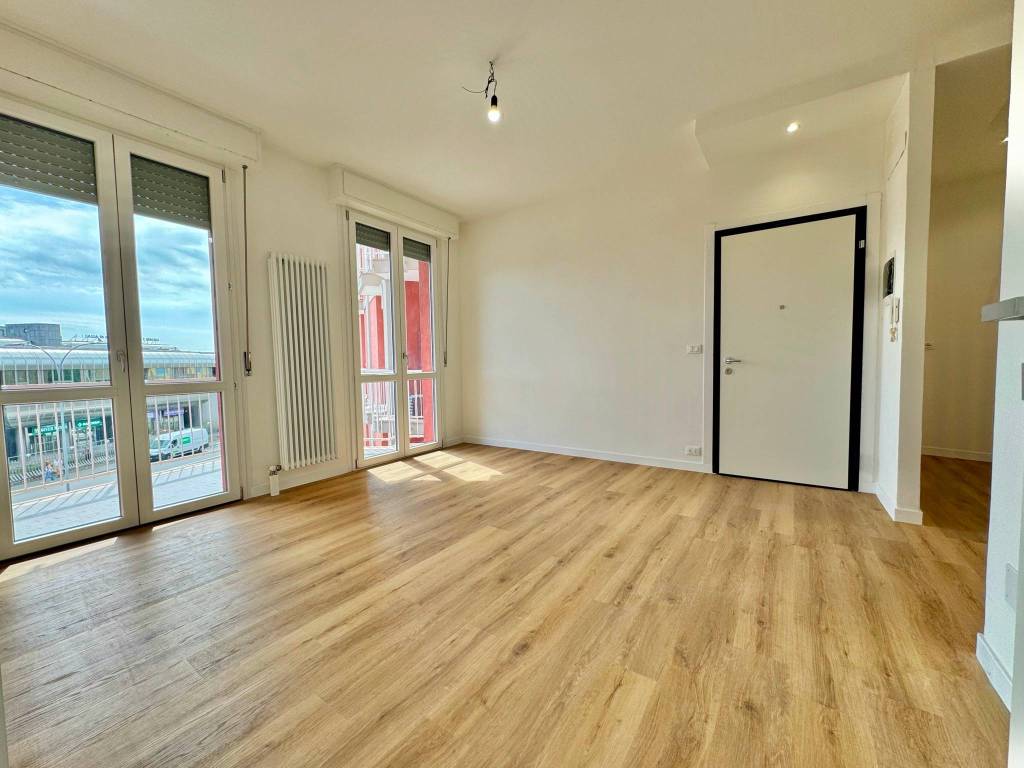 appartamento in vendita a Biella in zona Centro Città