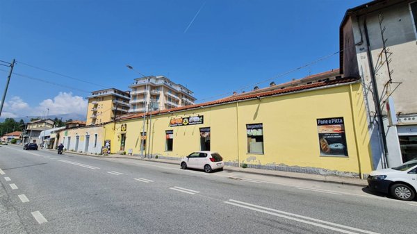 ufficio in vendita a Biella in zona Chiavazza