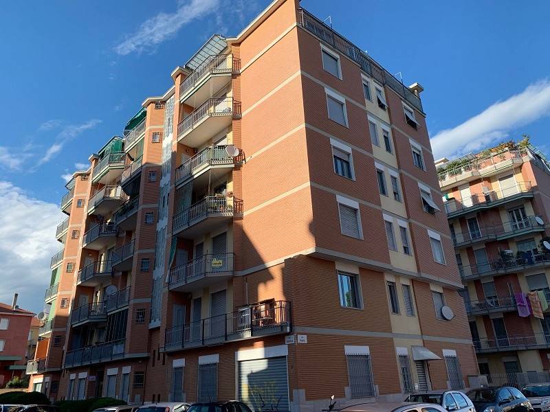 appartamento in vendita a Biella in zona Centro Città