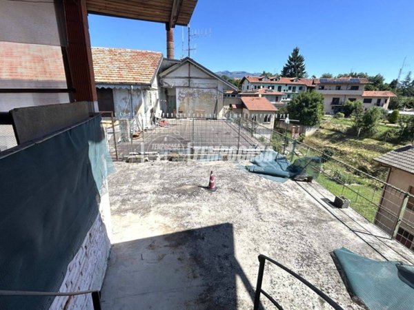 appartamento in vendita a Biella in zona Cossila