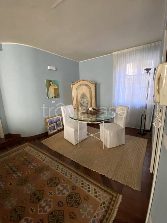 appartamento in vendita a Biella in zona Centro Città