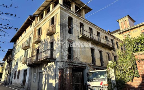 appartamento in vendita a Biella in zona Oropa