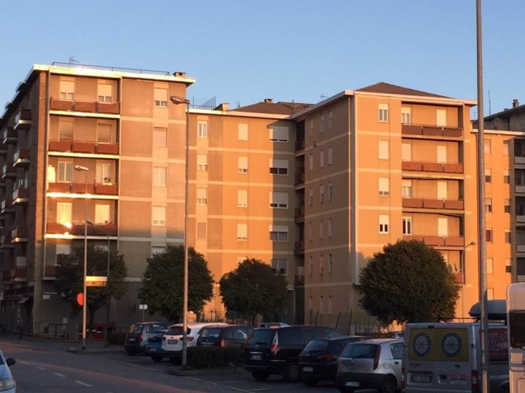 appartamento in vendita a Biella in zona Centro Città