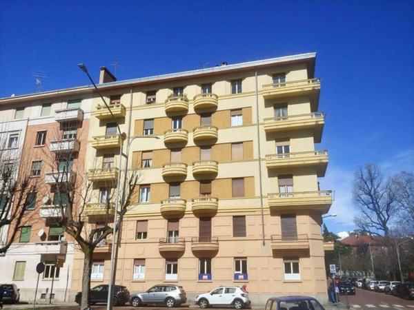 appartamento in vendita a Biella in zona Centro Città