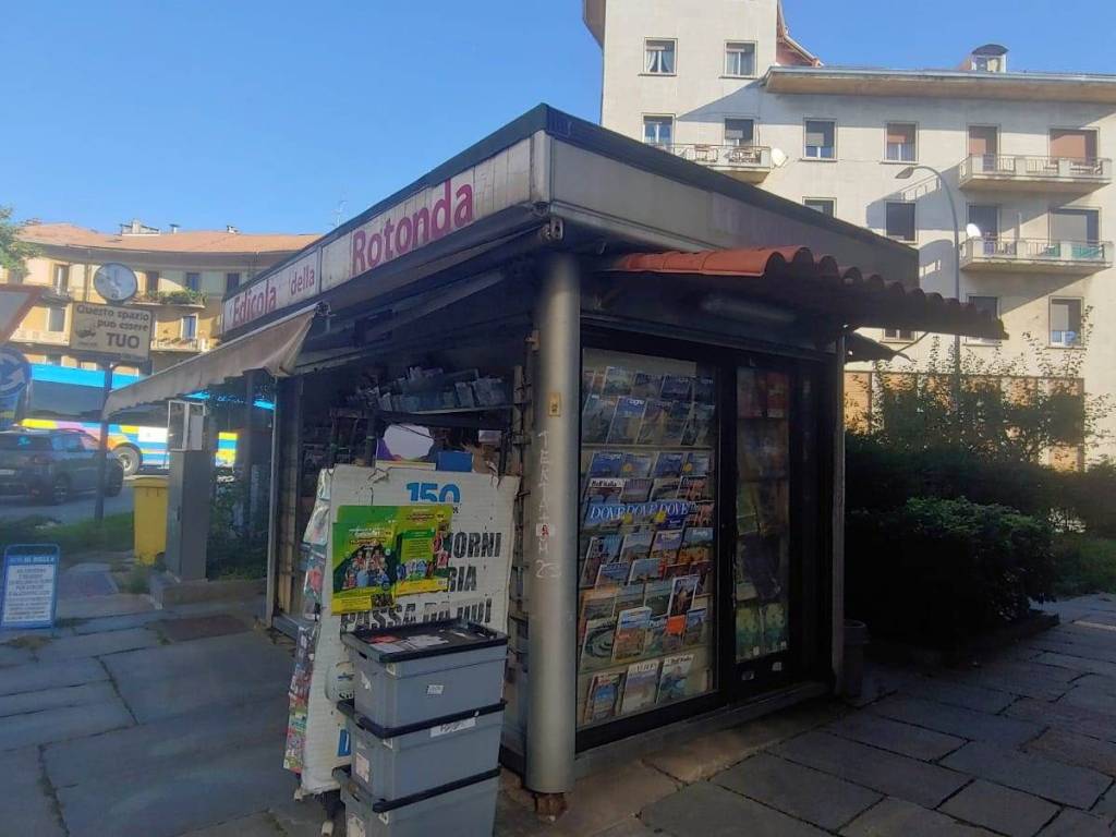 negozio in vendita a Biella in zona Centro Città