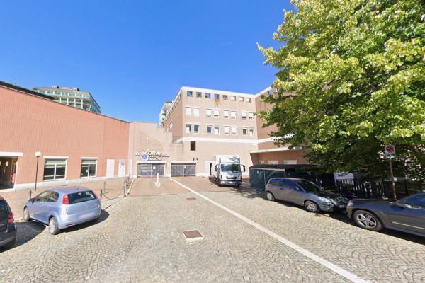 negozio in vendita a Biella in zona Centro Città