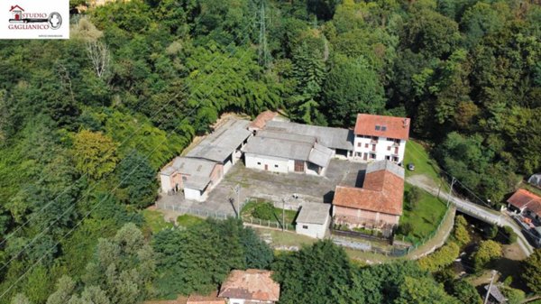 appartamento in vendita a Biella in zona Chiavazza