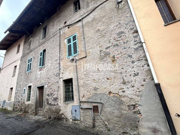 appartamento in vendita a Biella in zona Pavignano