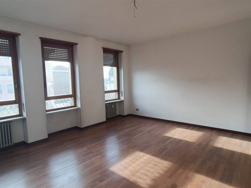 appartamento in vendita a Biella in zona Centro Città