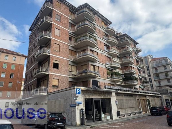 appartamento in vendita a Biella in zona Centro Città