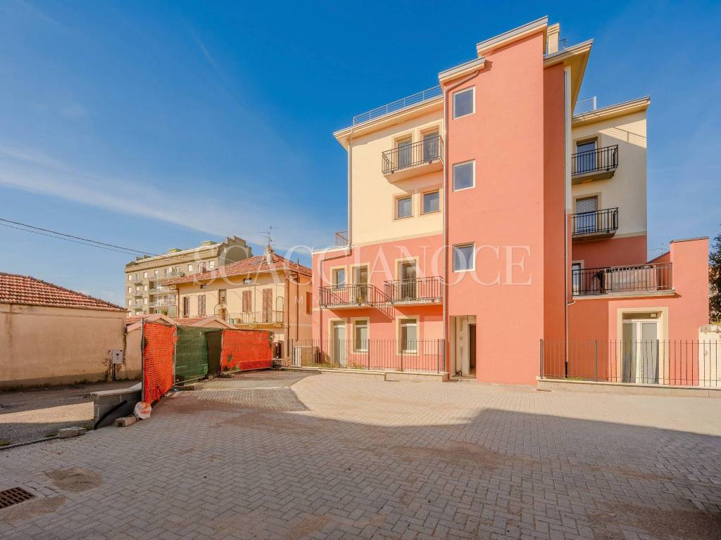 appartamento in vendita a Biella in zona Centro Città